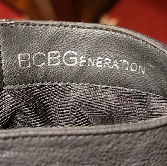 Women Vintage Leather Black Mid Calf Pirate Cut Boots By BCBG Generation Size 6B - Picture 10 of 10